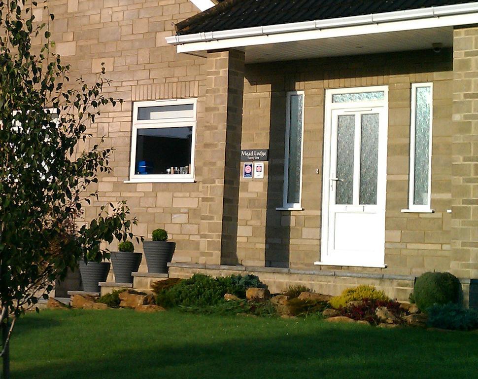 Mead Lodge B&B Corsham Zewnętrze zdjęcie
