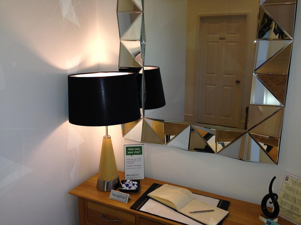 Mead Lodge B&B Corsham Zewnętrze zdjęcie